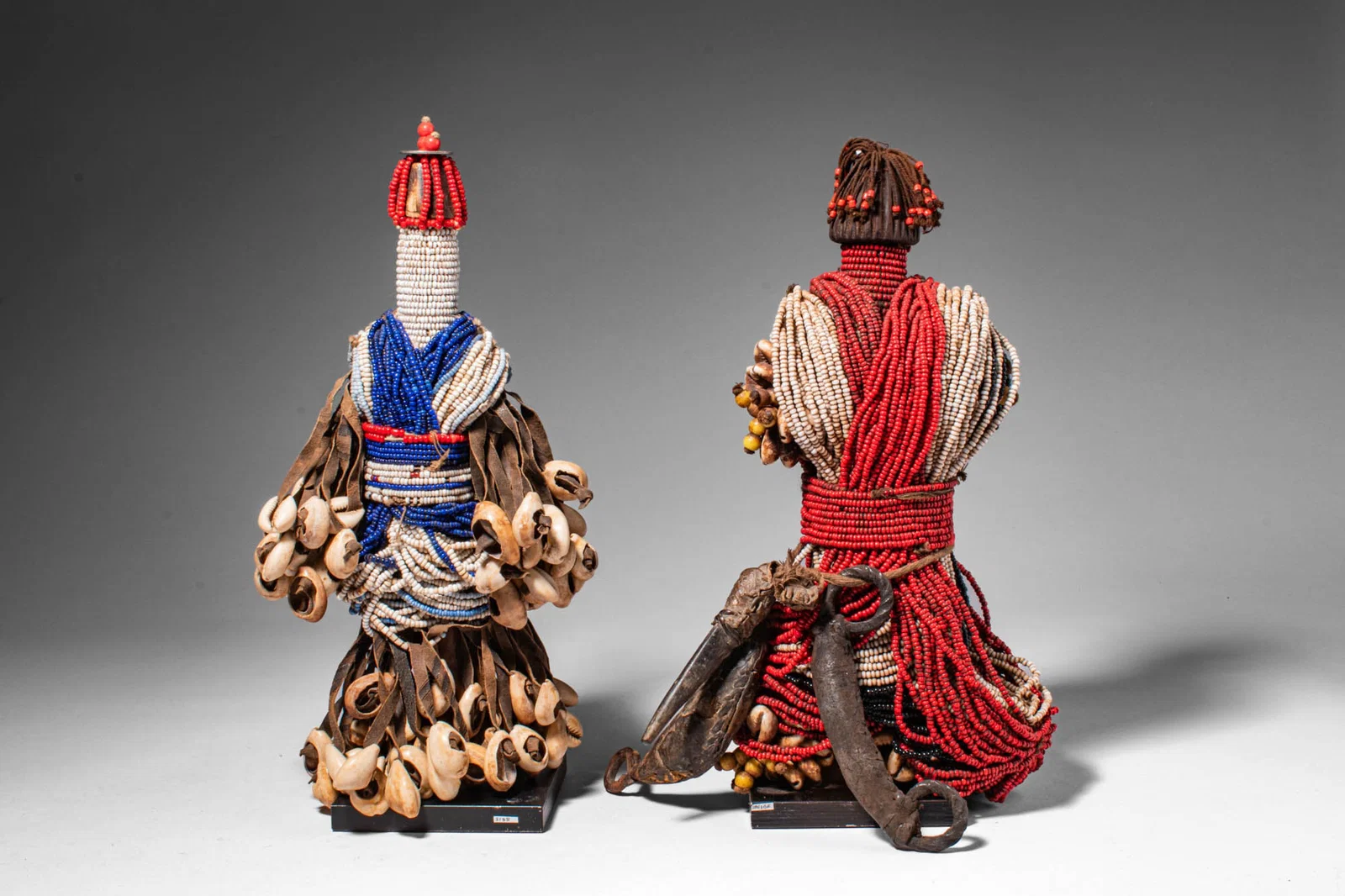 PAIR OF BEAUTIFUL CAMEROON DOWAYO / NAMJI DOLL