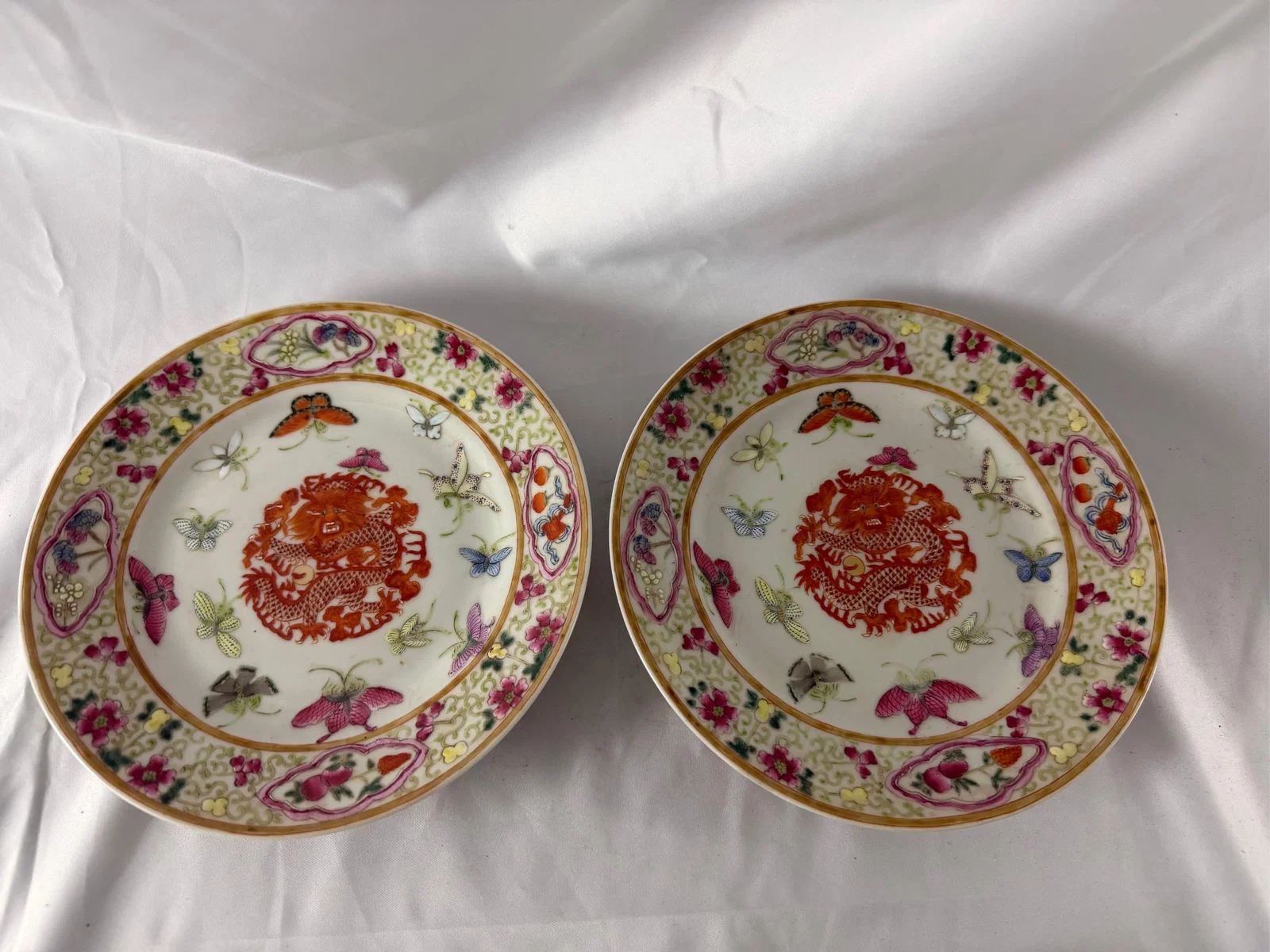 Pair of Chinese enameled famille rose dragon Porcelain China plates