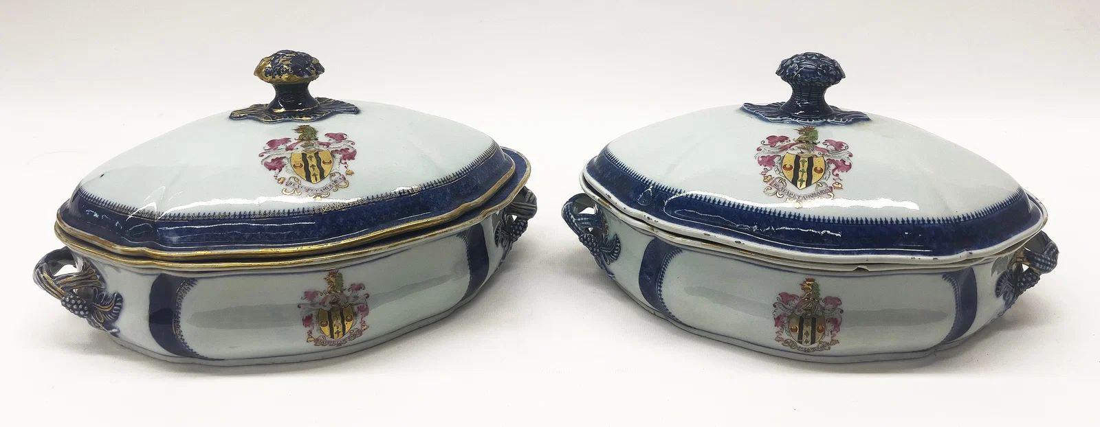 PAIR OF CHINESE EXPORT PORCELAIN ARMORIAL COVERED VEGETABLES