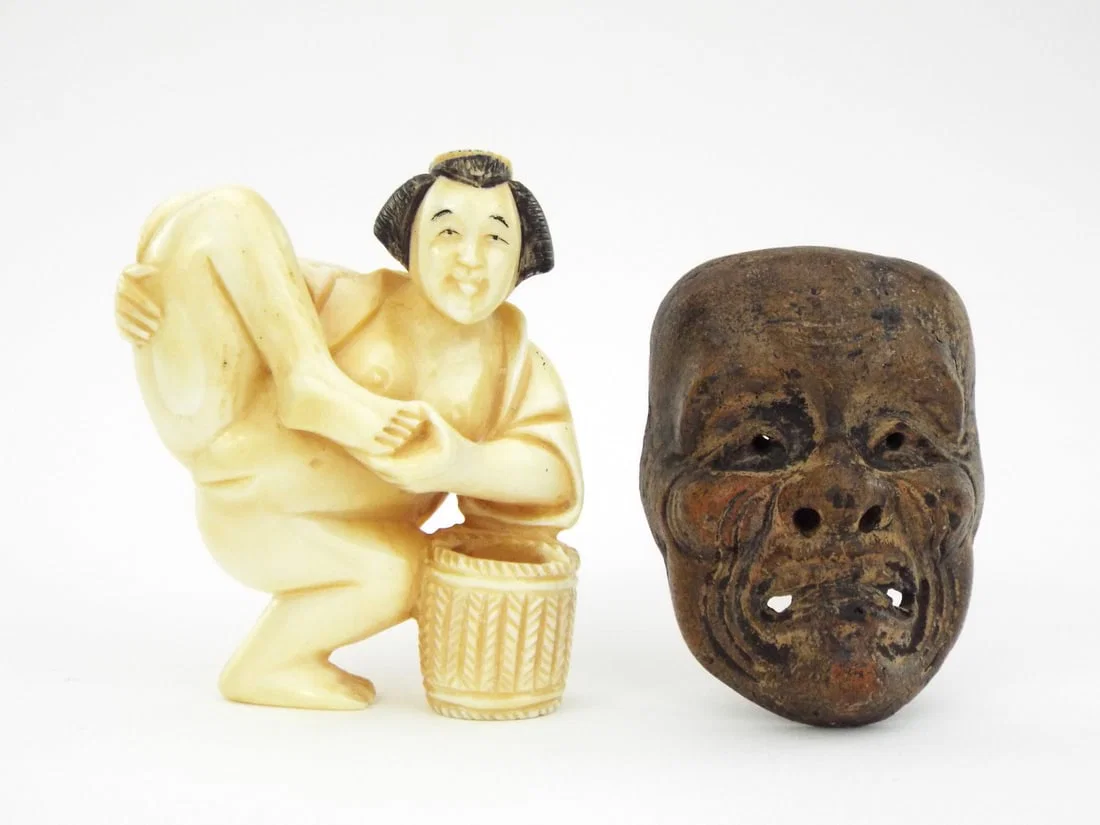 Pair of Fine Carved Japanese Netsuke Figurines