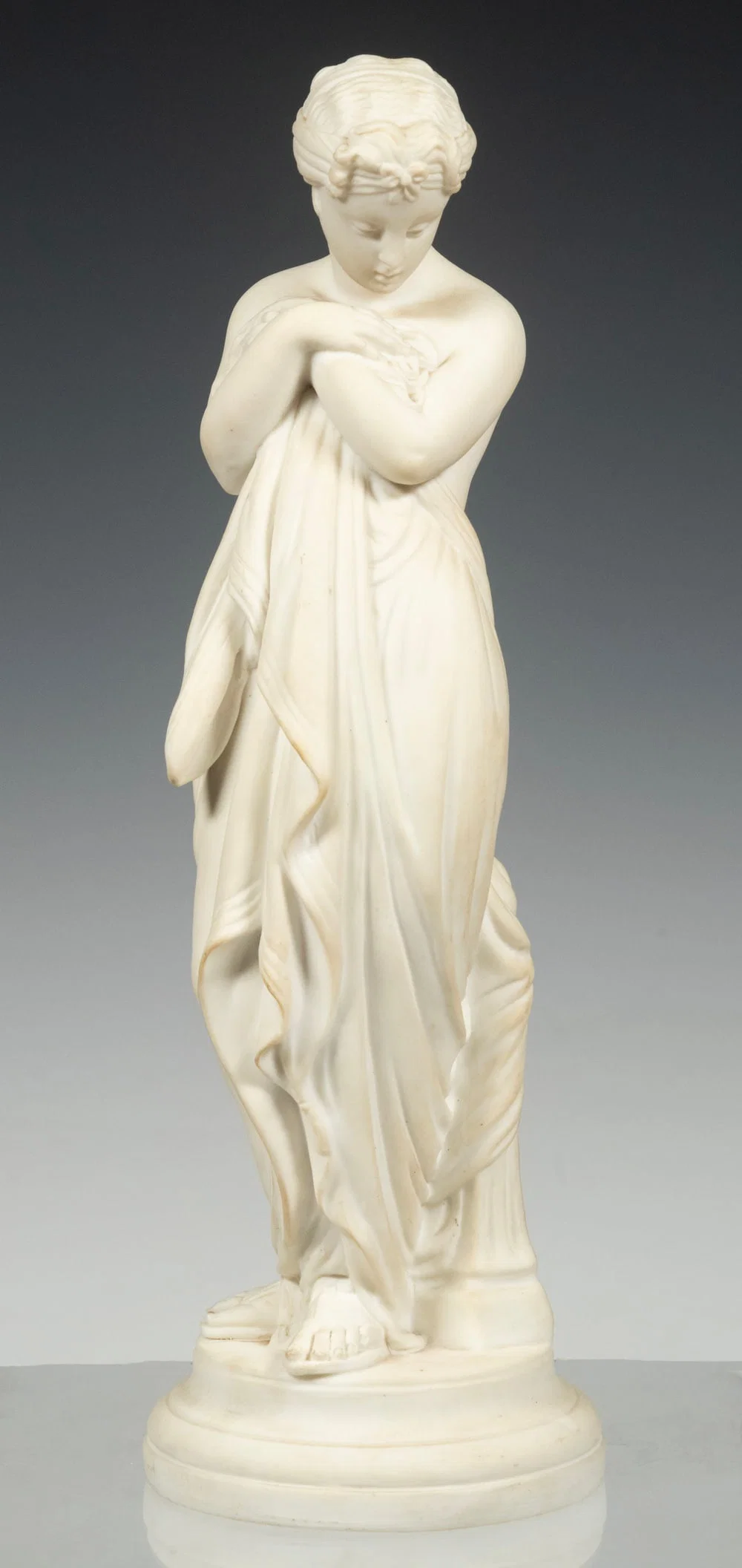 PARIAN FIGURE OF STANDING WOMAN