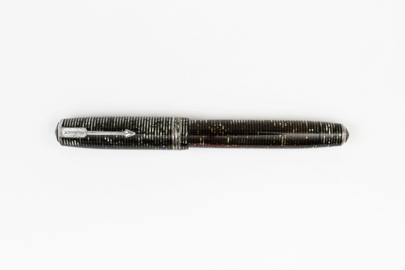 Parker Vacumatic Oversized Silver Pearl Fountain Pen
