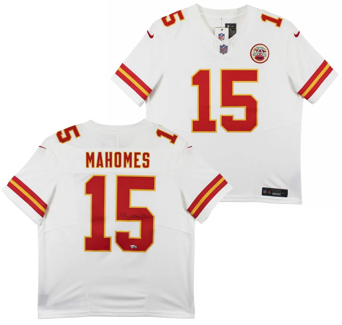 Patrick Mahomes Signed White Nike Limited Jersey Fanatics Authenticated Chiefs
