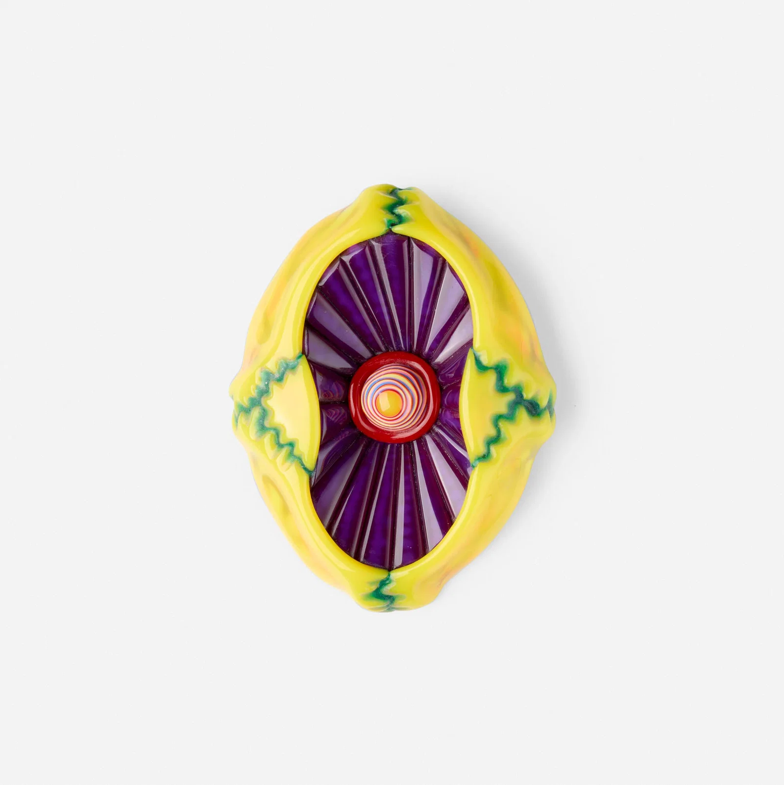 Peter Chang, Brooch