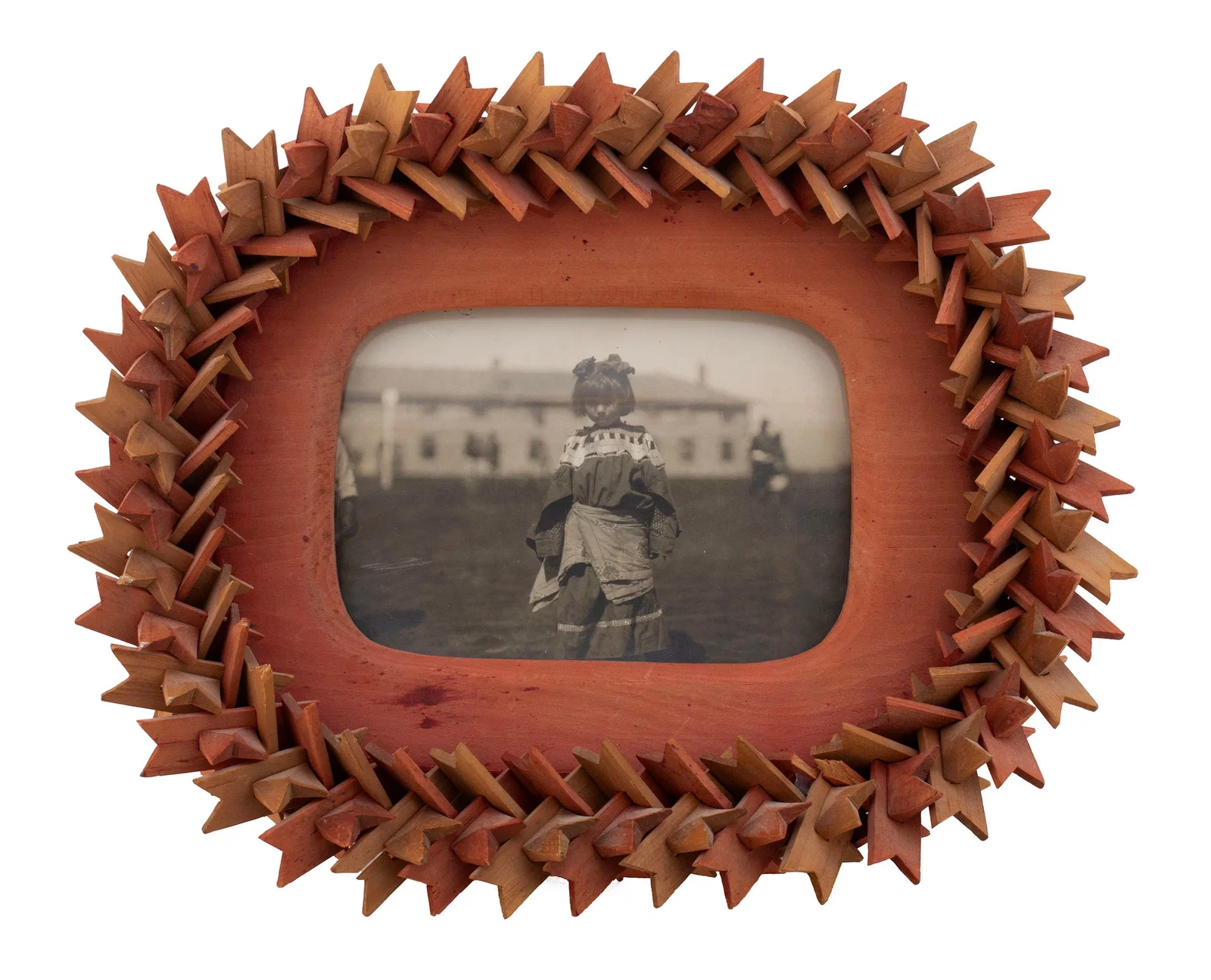 PHOTOGRAPH OF A NATIVE AMERICAN GIRL IN CROWN OF THORNS TRAMP-ART FRAME