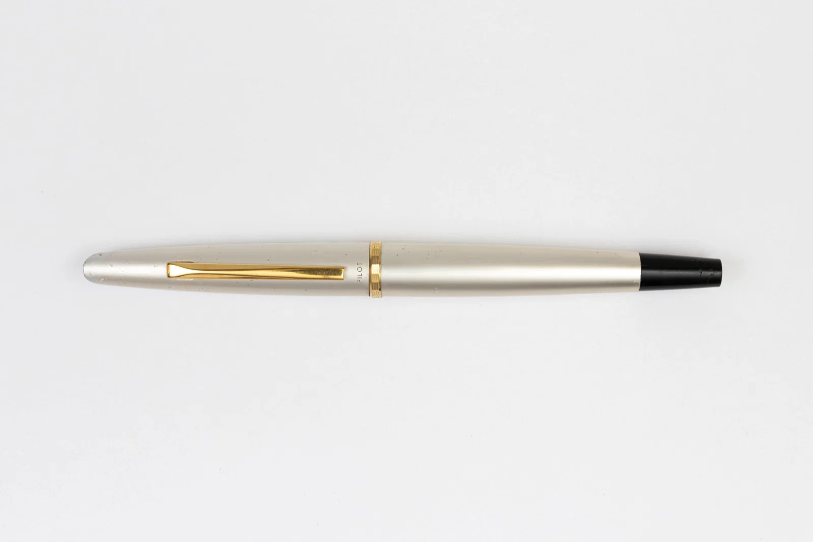 Pilot Capless C-500MW White Metal Twist Mechanism Fountain Pen