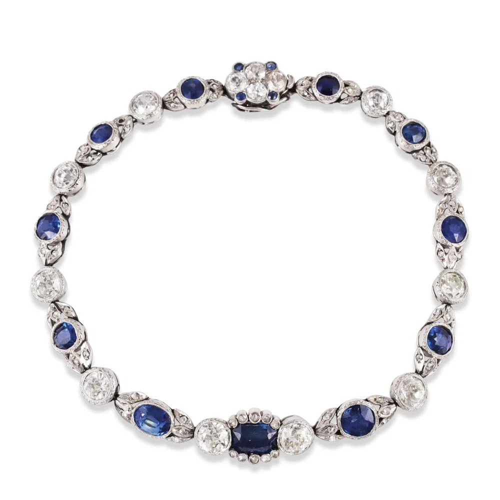 PLATINUM BRACELET SET WITH SAPPHIRES AND OLD EUROPEAN CUT DIAMONDS