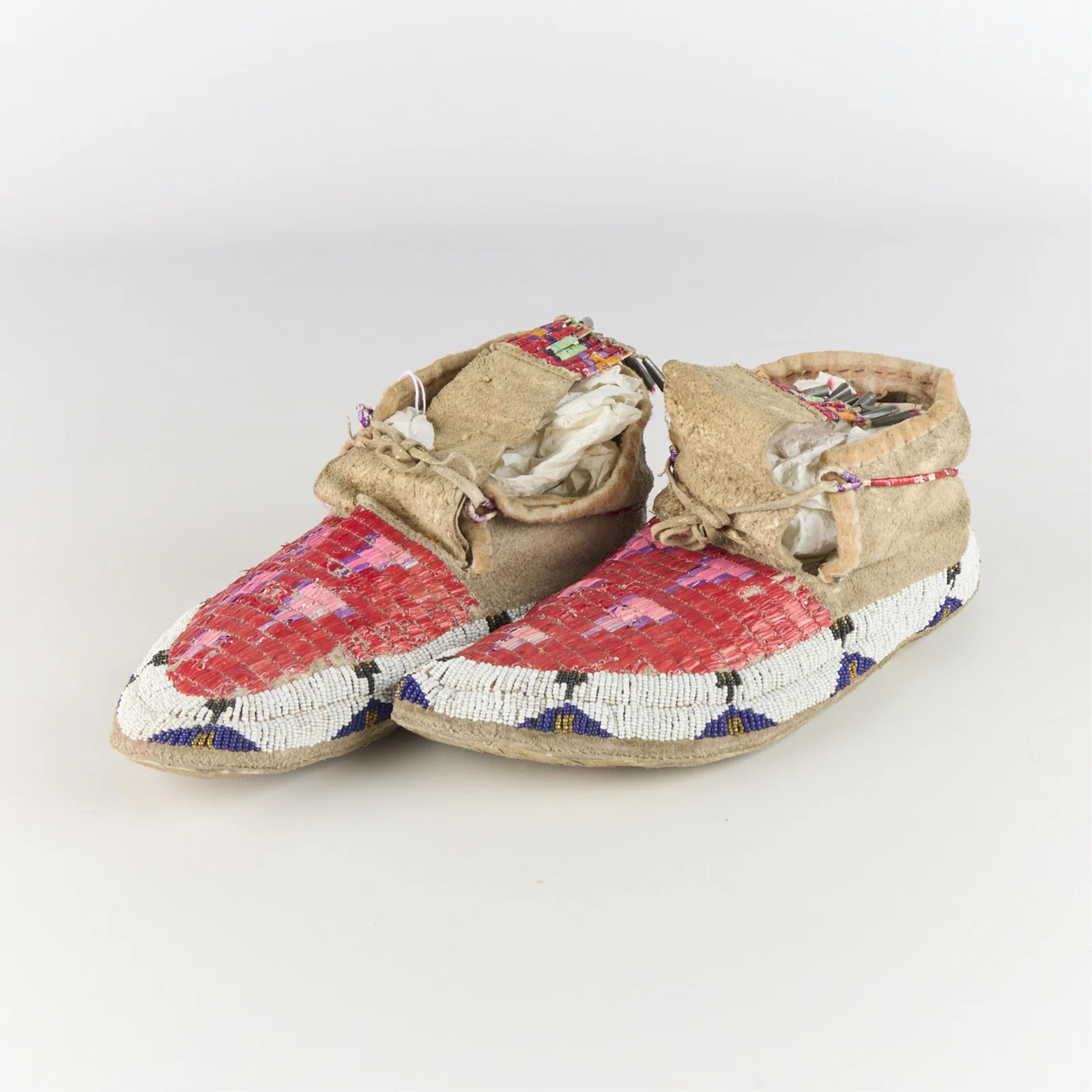 Pr Fine Lakota Sioux Quillwork Moccasins ca. 1890s