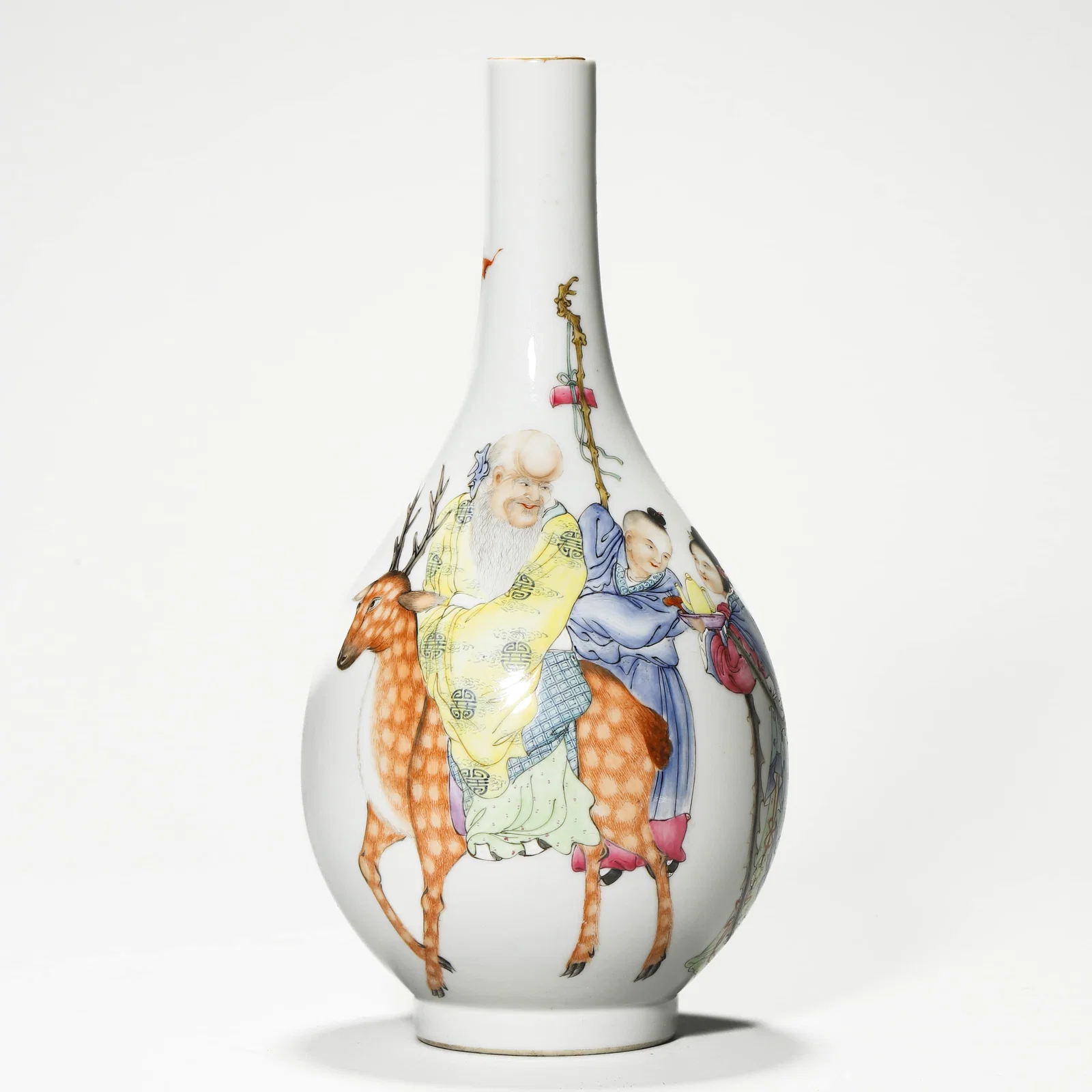 QIANLONG MARK, A FAMILLE ROSE “FU LU SHOU?? VASE, MARKED “DA QING QIANLONG NIAN ZHI,