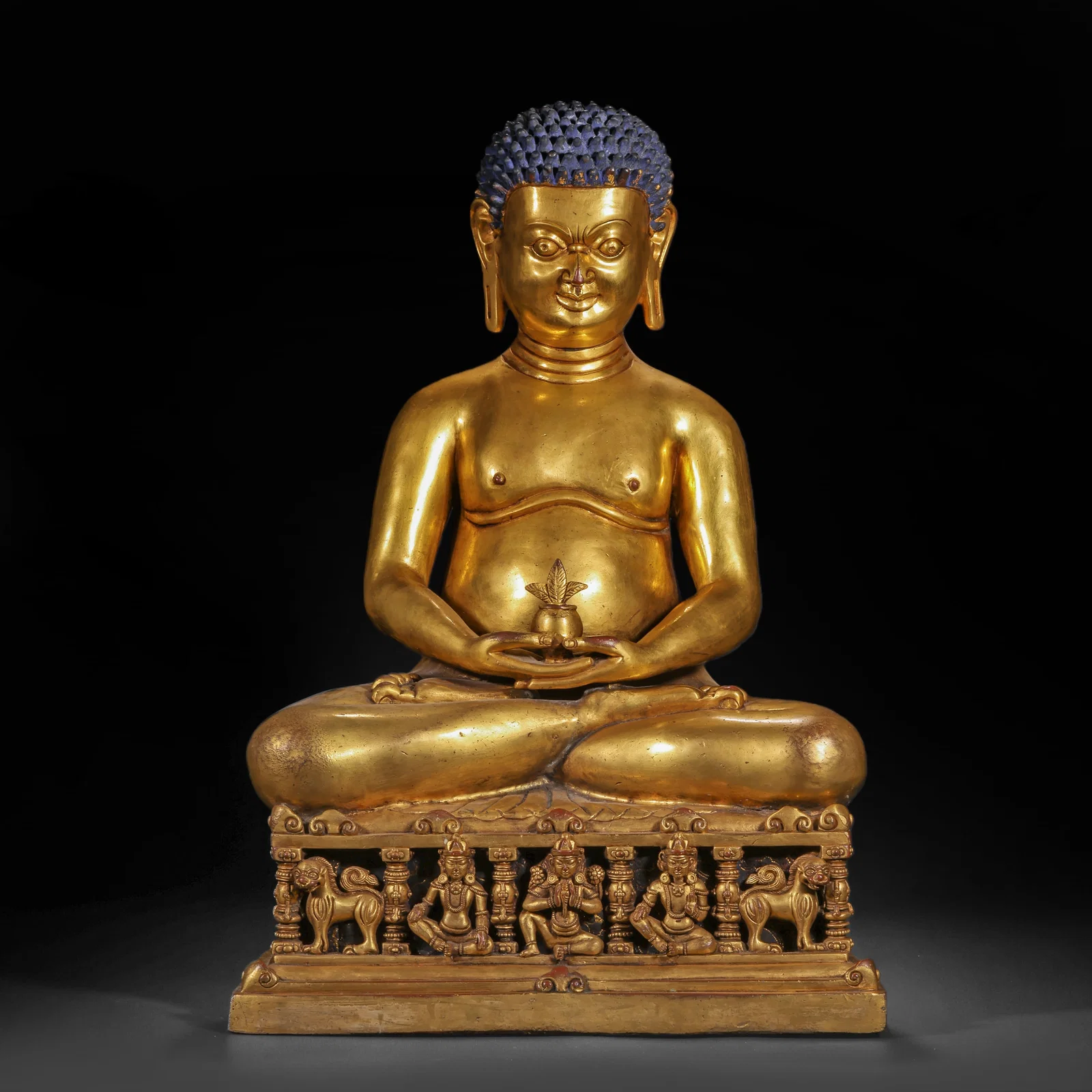 QING DYNASTY GILDED BRONZE STATUE OF THE BUDDHA OF LIFE