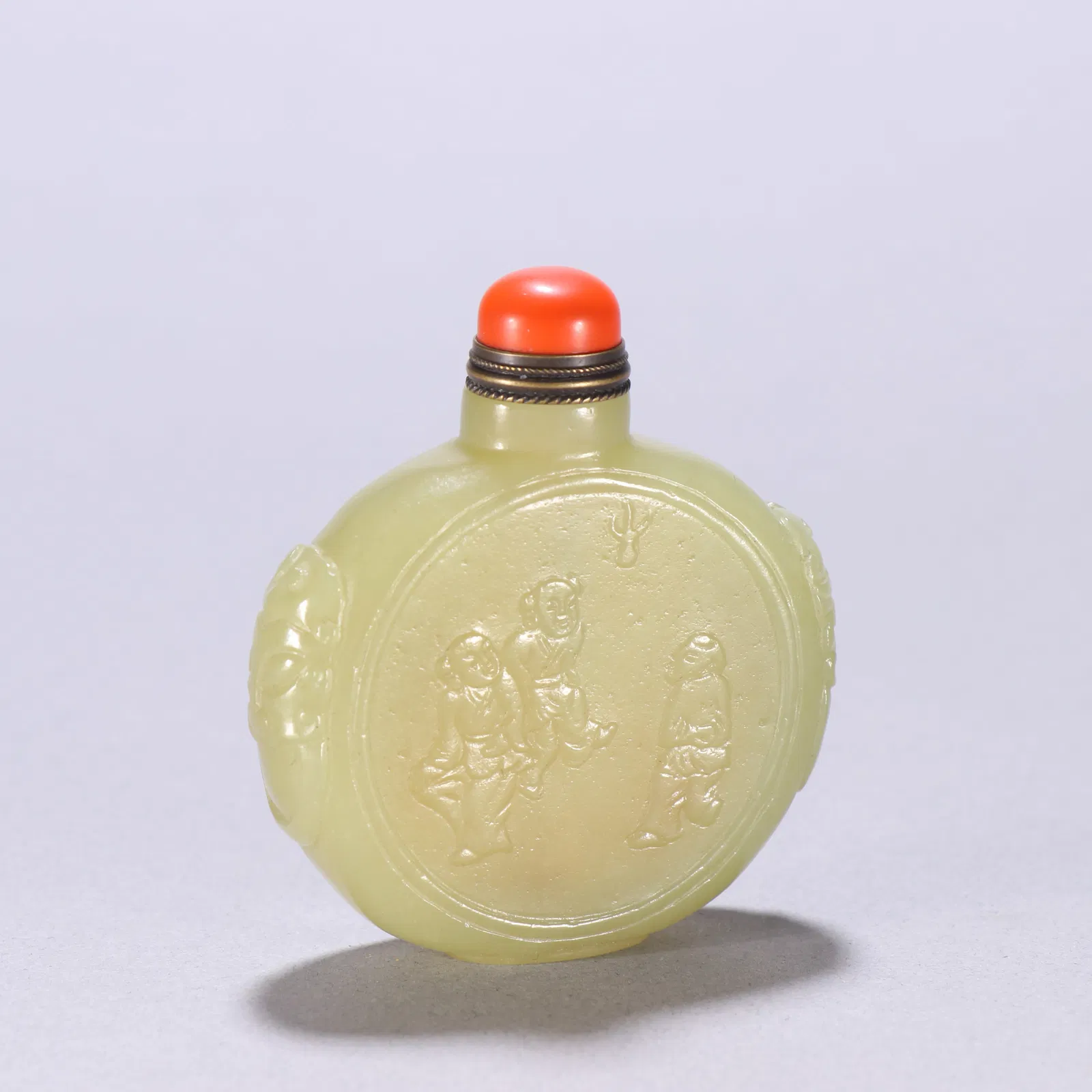 QING DYNASTY HETIAN YELLOW JADE SNUFF BOTTLE WITH FIGURES AND STORIES