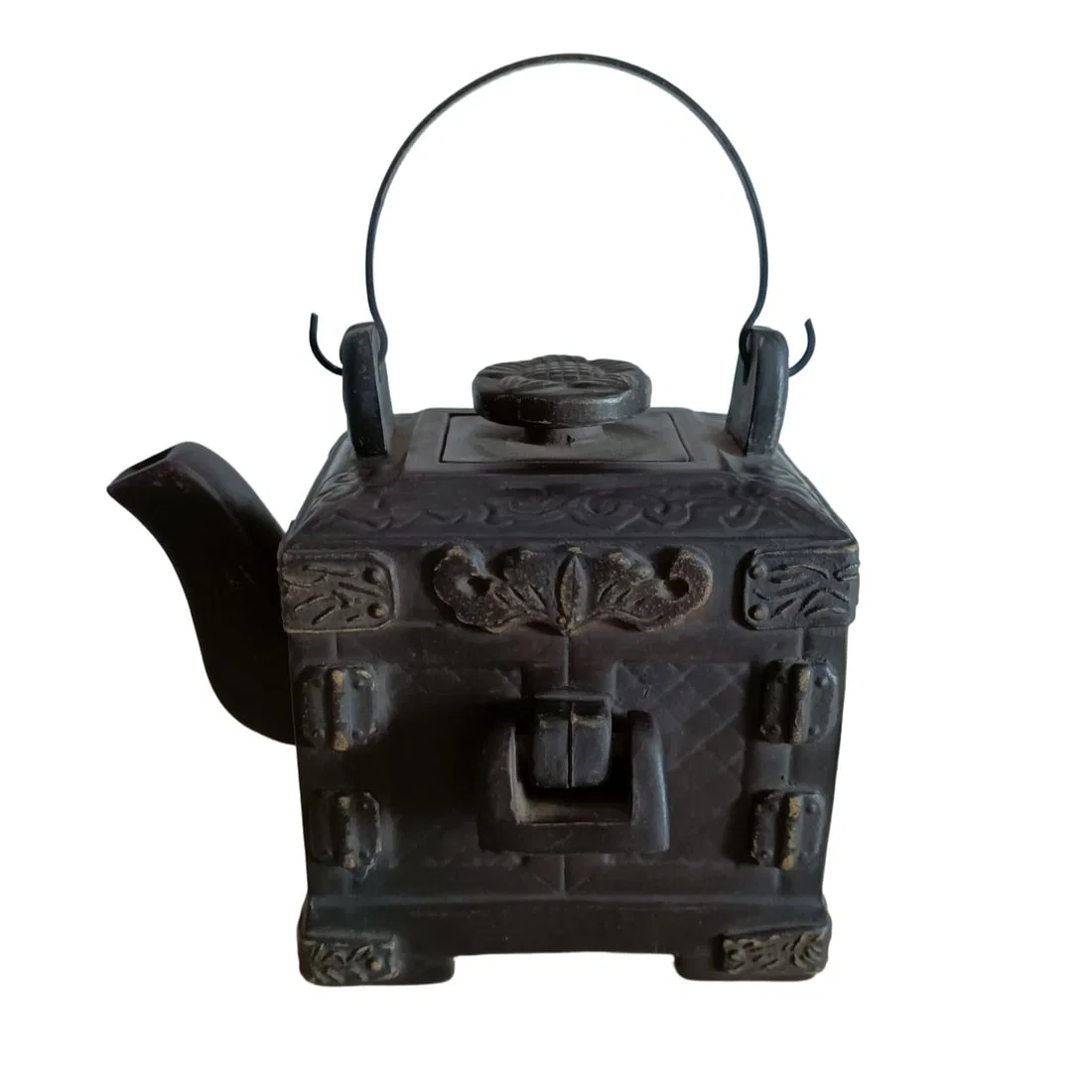 Qing Dynasty lock-shaped purple clay teapot