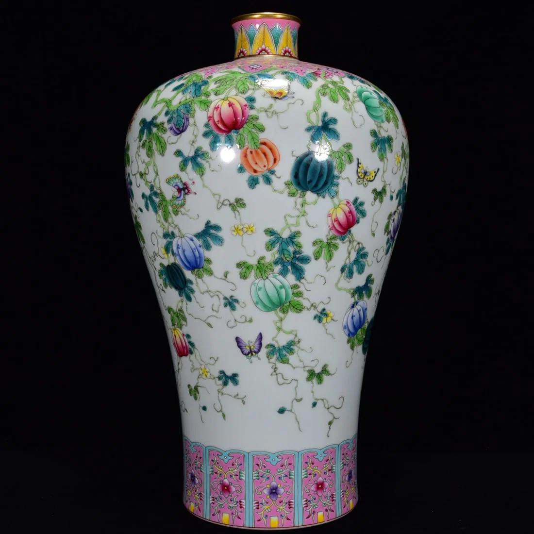 Qing Dynasty Yongzheng pastel melon and fruit porcelain plum vase