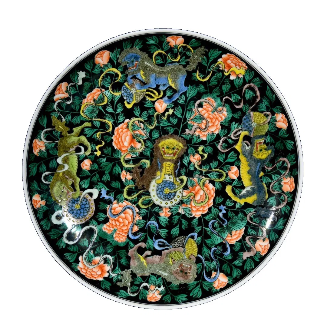 Qing Yongzheng Wucai Five Lions Pattern Plate