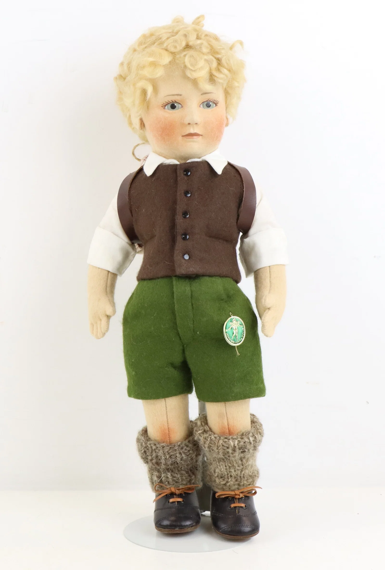 R John Wright "Peter" Doll