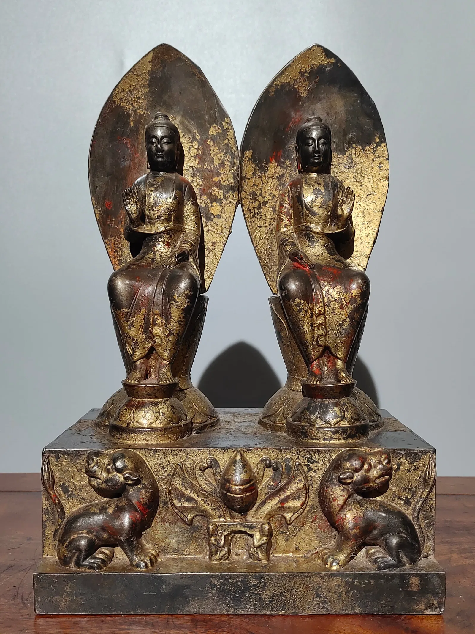 Rare pure copper gilt cinnabar Buddha statue in the Northern Wei style