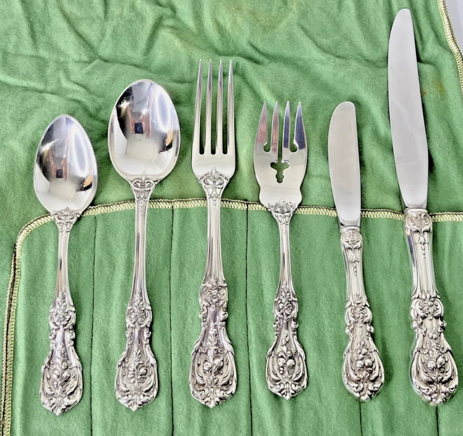 Reed & Barton Sterling Silver Flatware Francis 6pc Setting With Cloth and Pouch