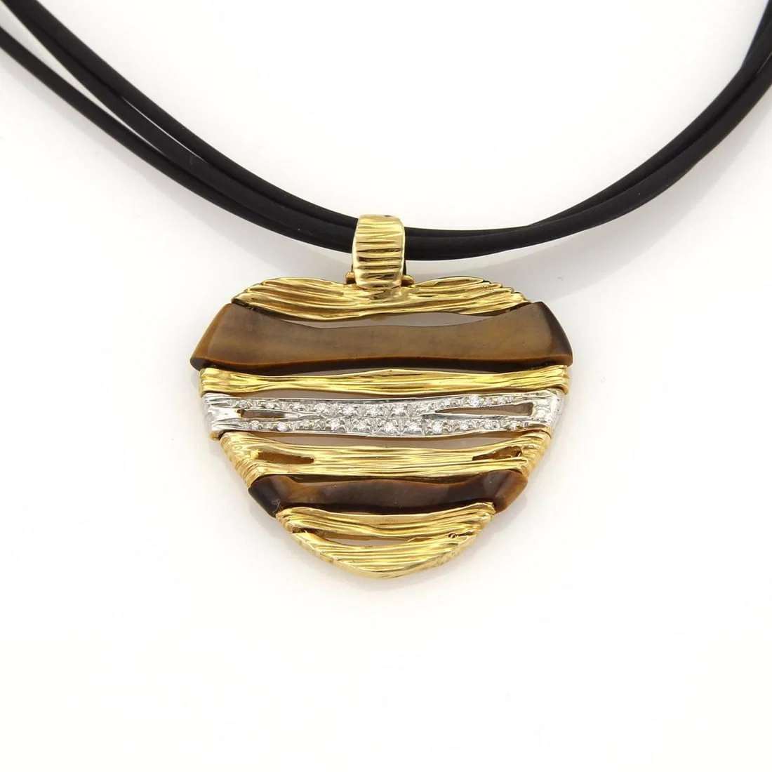 Roberto Coin Elephant Skin Heart Pendant 18k Gold Diamond Necklace