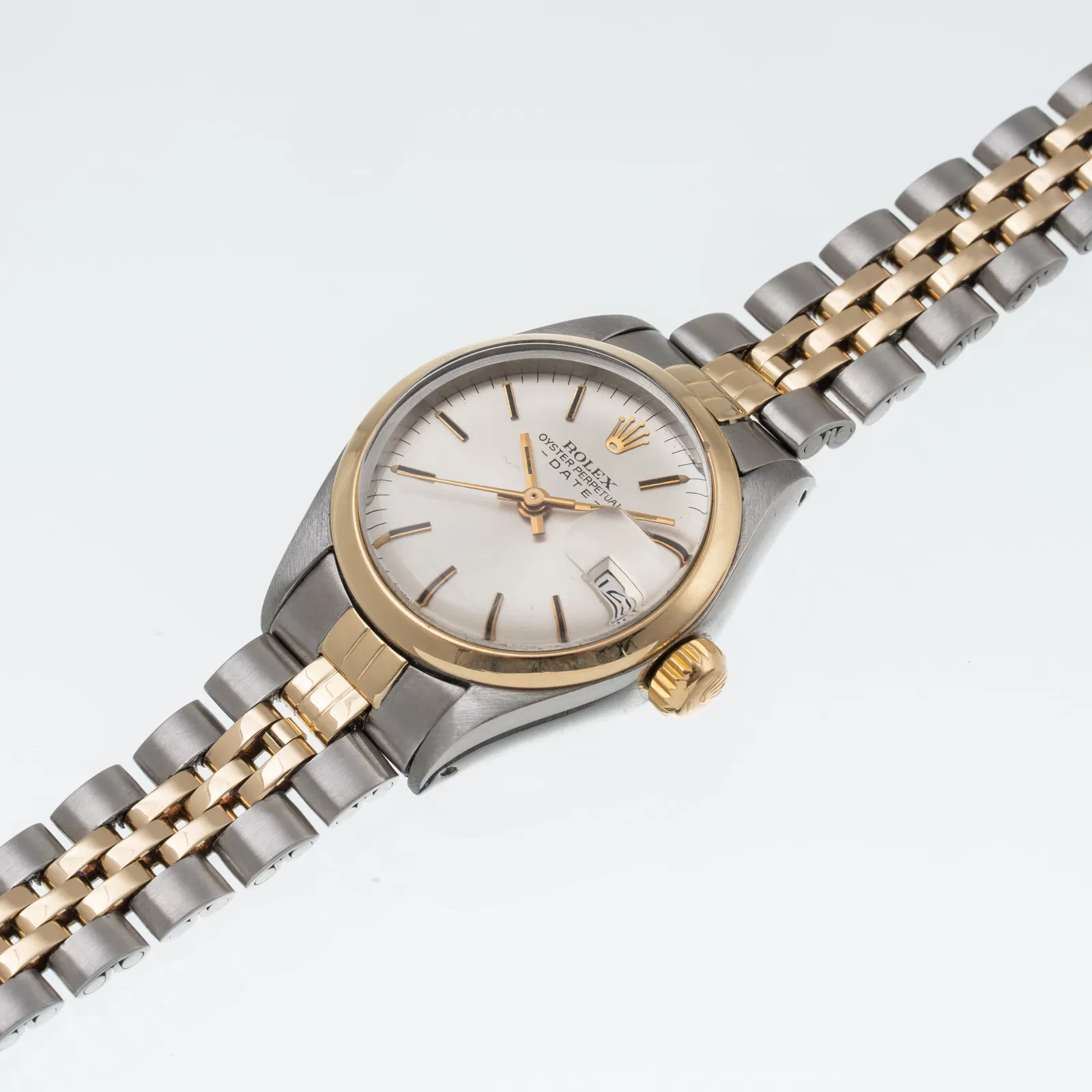 ROLEX - OYSTER PERPETUAL LADY AUTOMATIC WINDING TIME-ONLY WATCH IN STAINLESS STEEL AND 18 KT GOLD