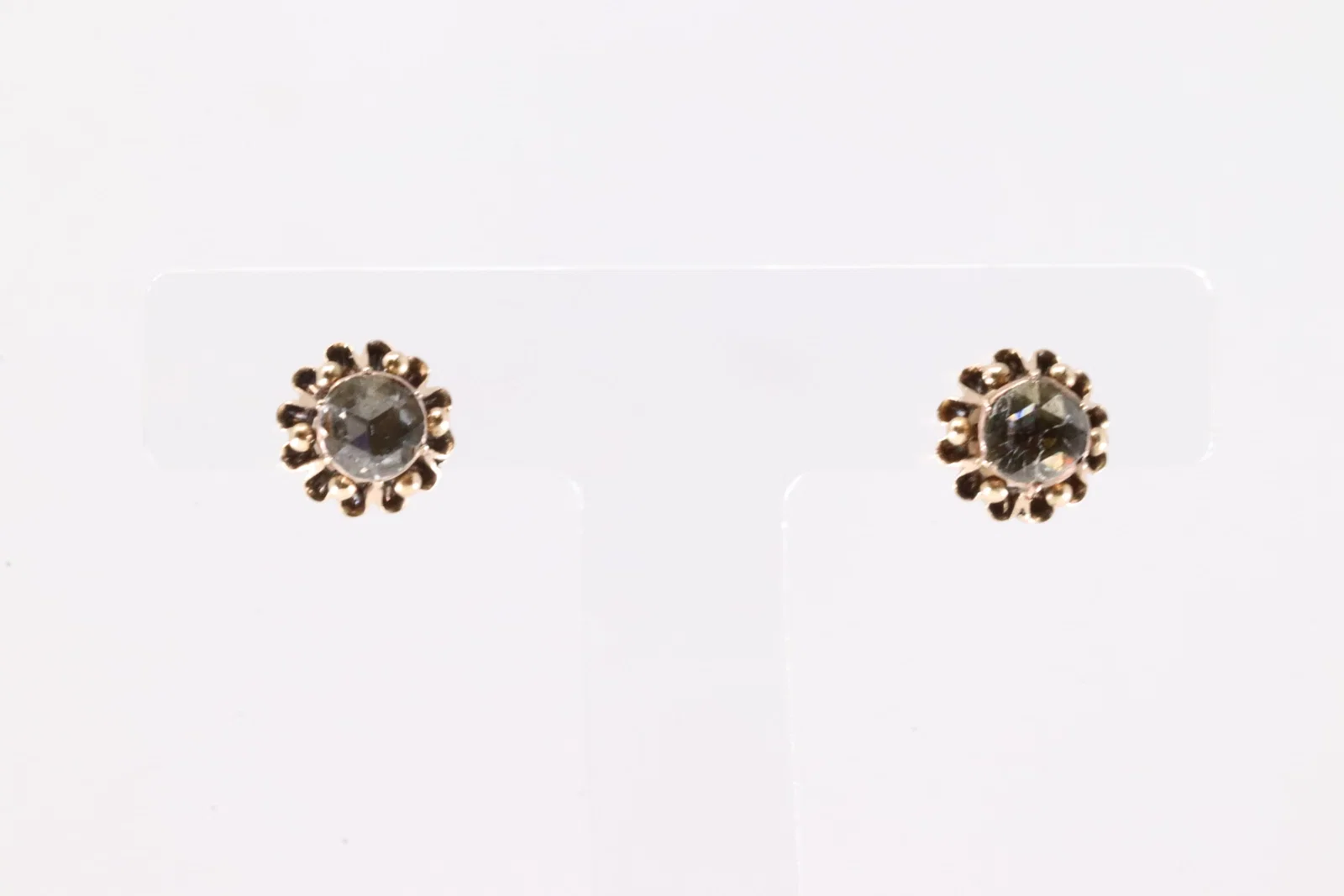 Rose Cut Diamond Stud Earring 14Kt.