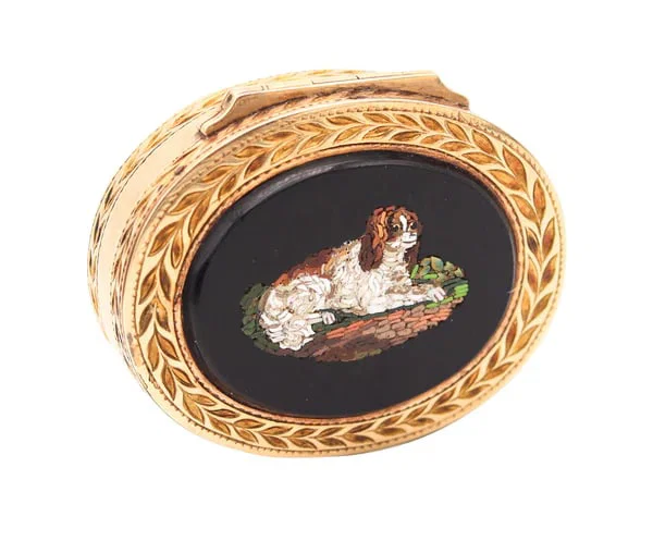 RUSSIAN 1860 Antique Pietra Dura Dog Gold Oval Pill Box In Solid 14Kt Yellow Gold