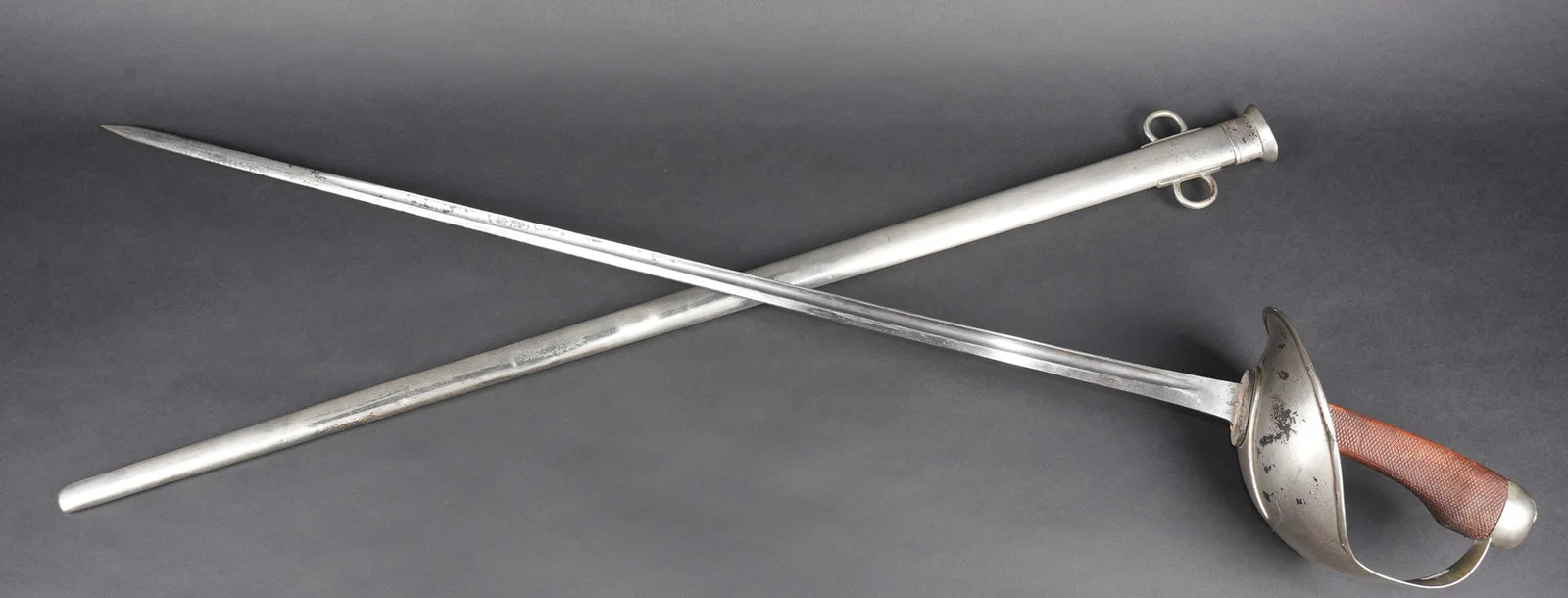 Sabre de cavalerie anglais du Royal Horse Guards. British cavalry sword of the Royal Horse Guards