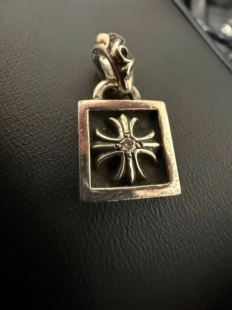 (Second-hand) Chrome Hearts / Framed 1-Cent Diamond