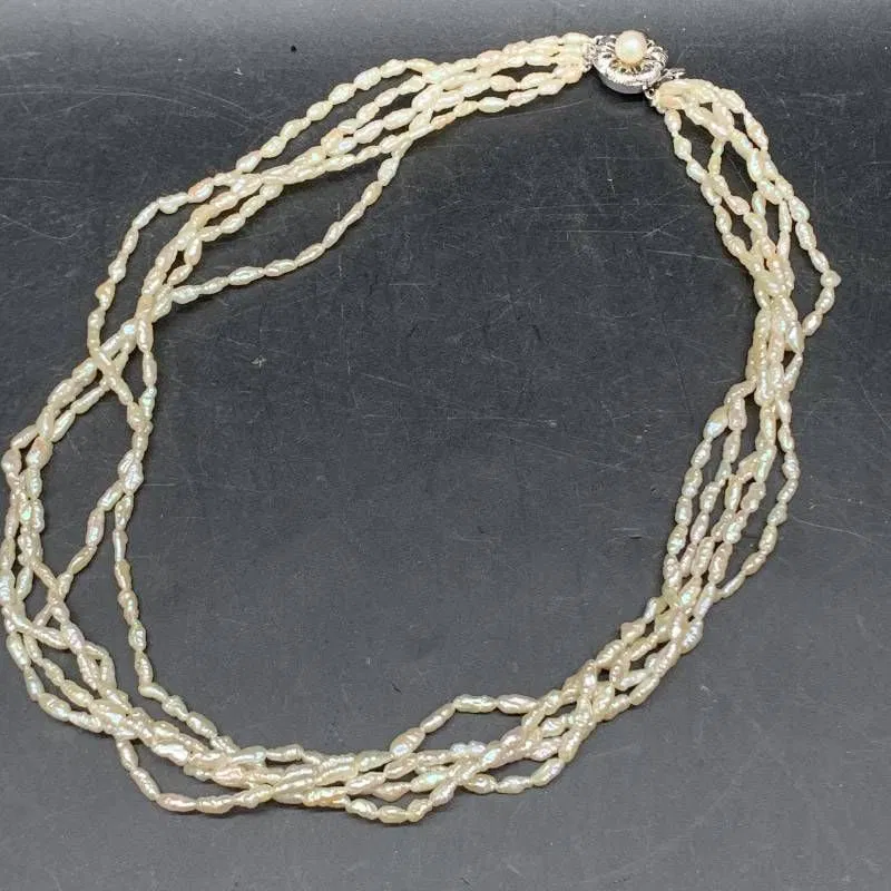 (Second-hand) Five-strand pearl necklace