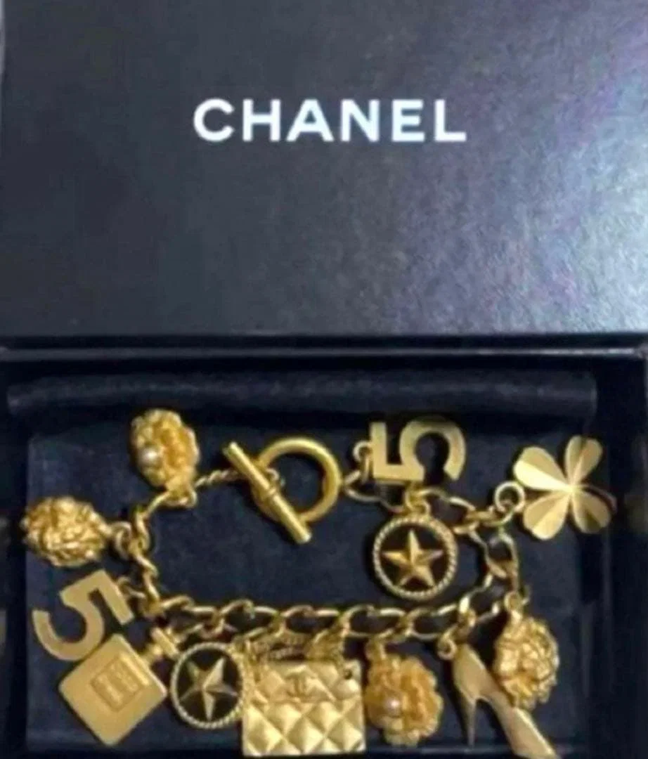 Second-hand New Unused Chanel Vintage Bracelet 95P
