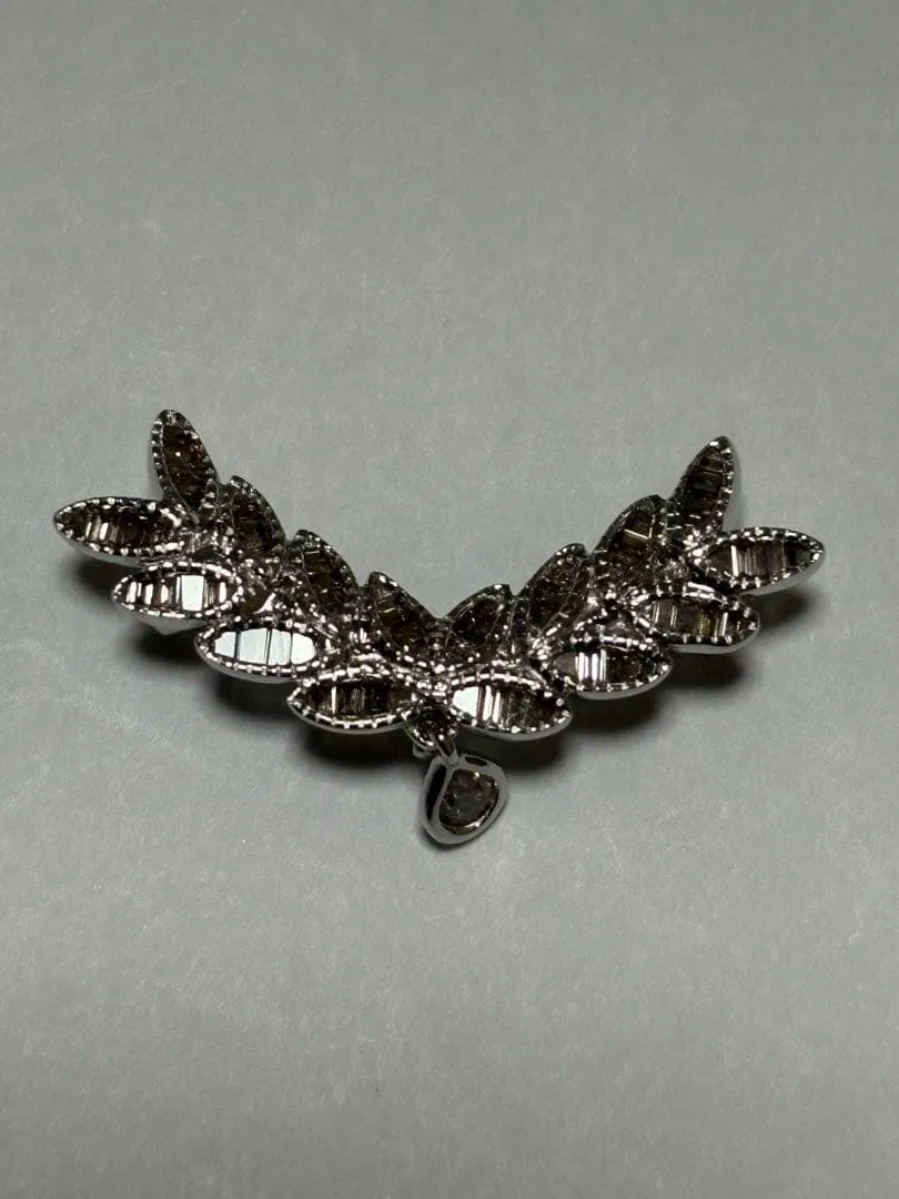 (Second-hand) White K18 Pendant