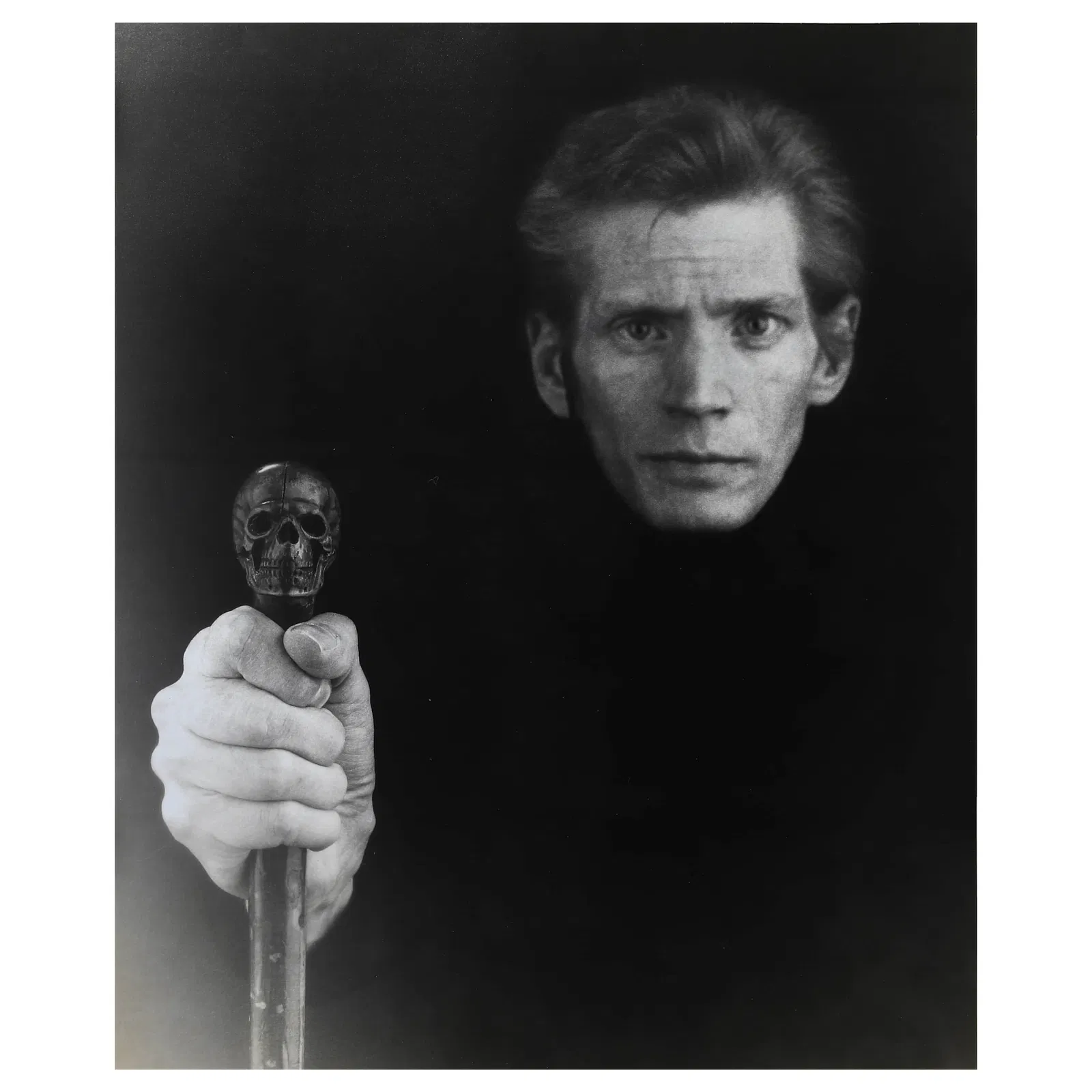 SELF-PORTRAIT (ROBERT MAPPLETHORPE)
