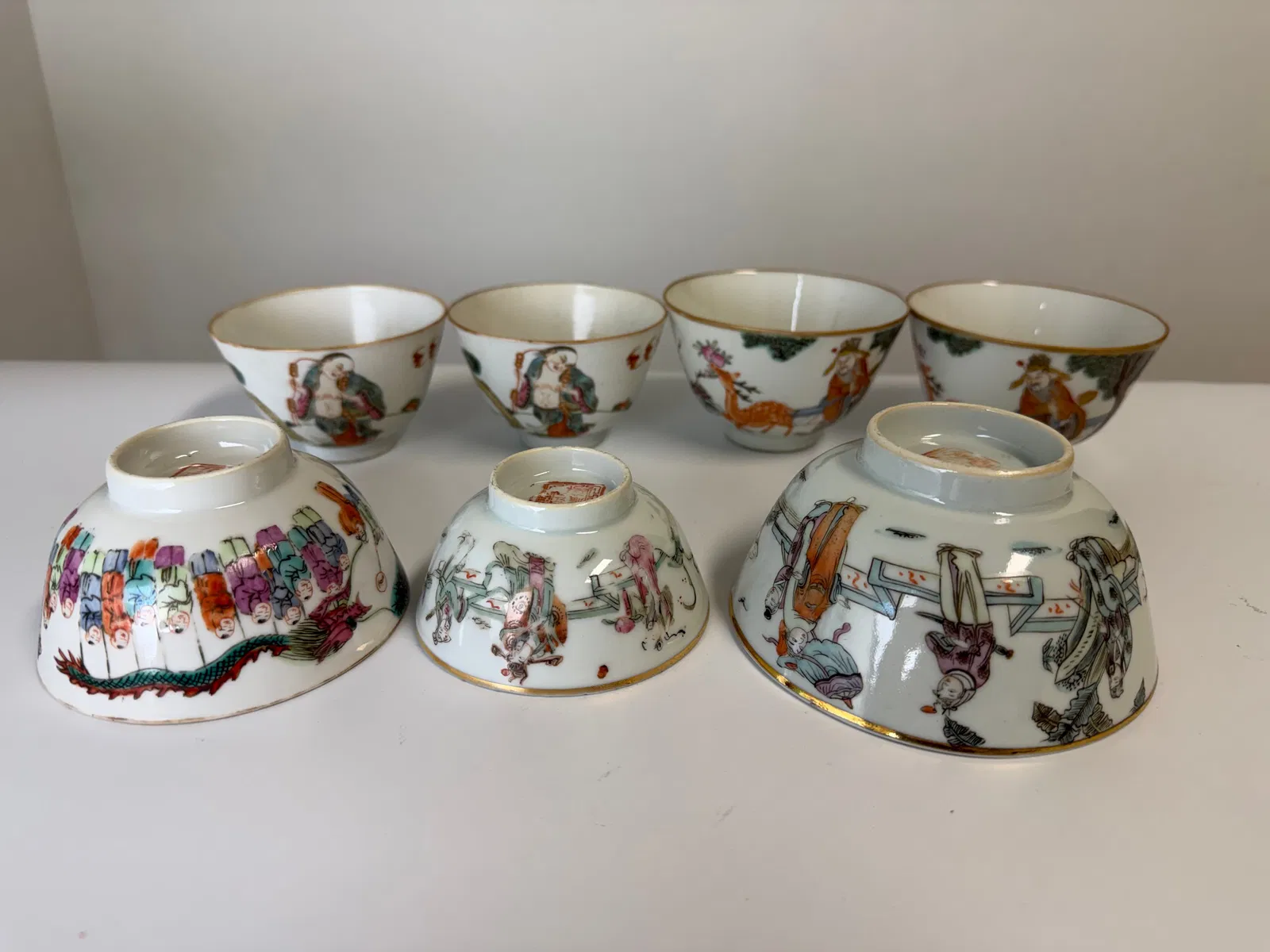 Set of 7 Chinese famille rose pocelain China tea cups
