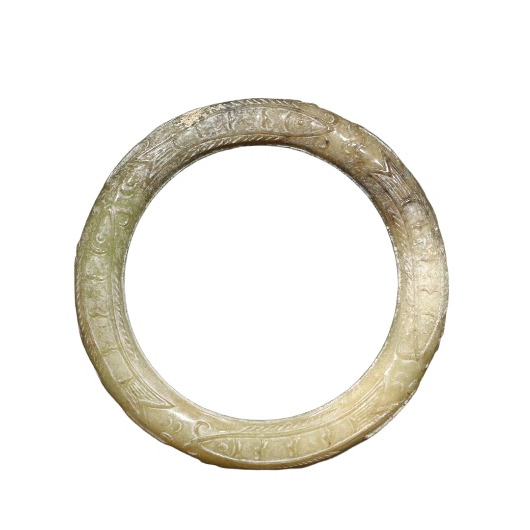 Shang-Zhou Period Hetian Jade Fish Pattern Bracelet