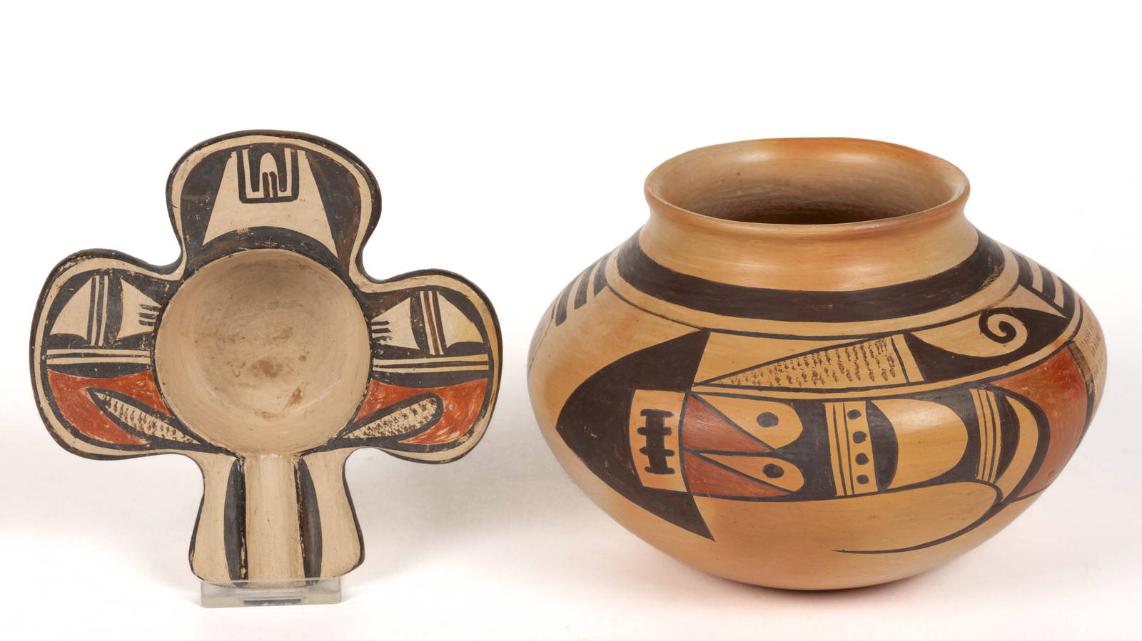 SIGNED FANNIE NAMPEYO (1900-1987) NATIVE AMERICAN HOPI-TEWA POTTERY ARTICLES, LOT OF TWO