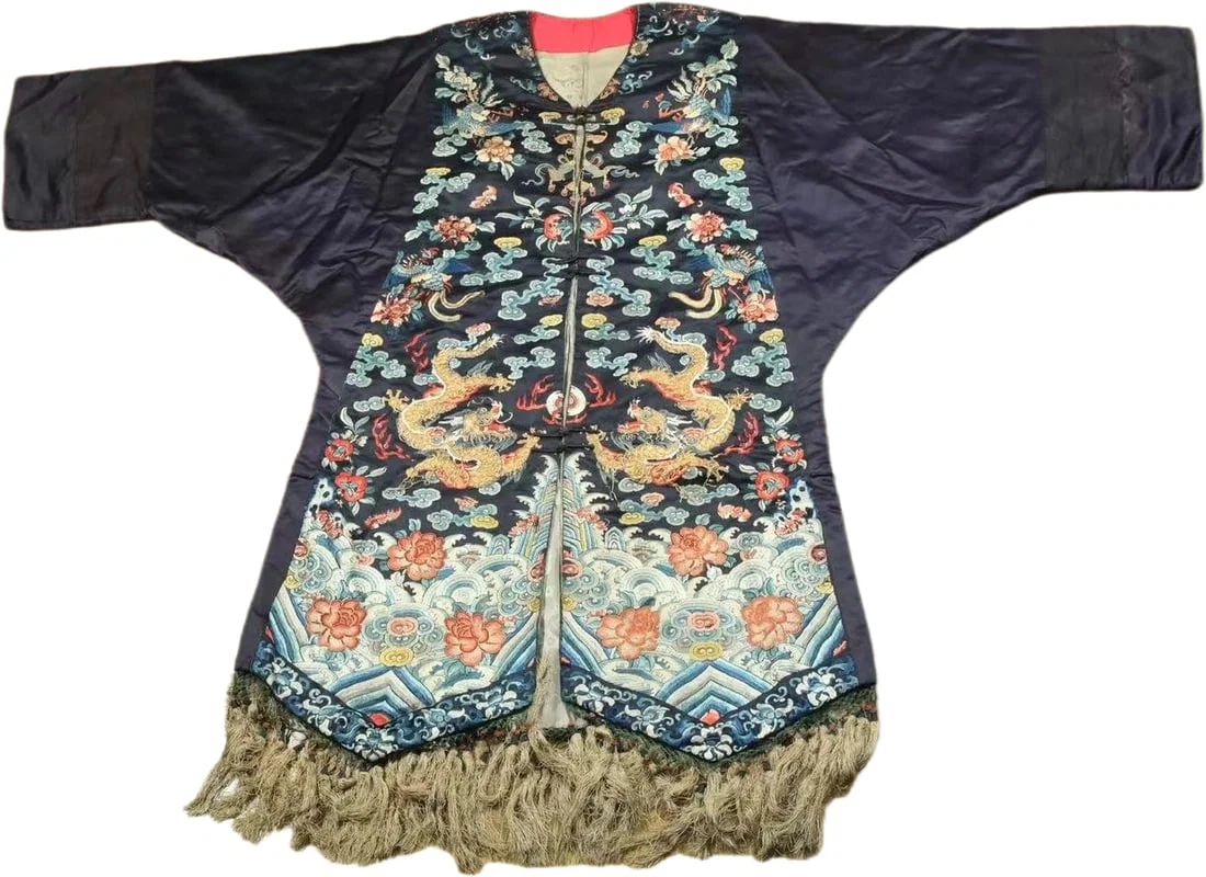 Silk Embroidery Cloud and Dragon Pattern Dragon Robe