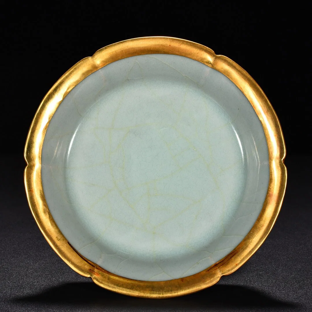 Song Dynasty Longquan Kiln pink celadon glaze sunflower mouth washer (inlaid with gold buckle)