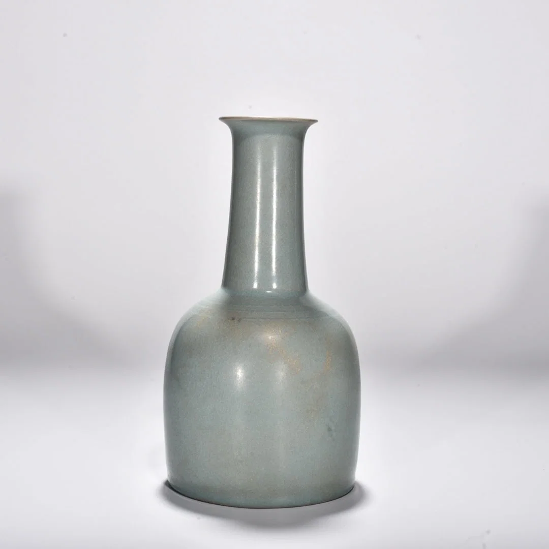 Song Dynasty Ru kiln azure glaze hammer vase