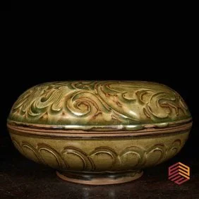 Song Dynasty Yaozhou Kiln Engraved Flower and Bird Print Box