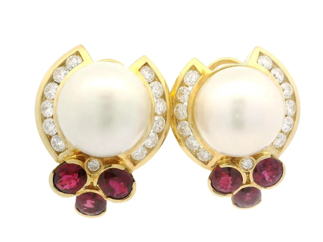 Stunning 18k Yellow Gold GIA Certified Pearl Ruby Diamond Omega Earrings