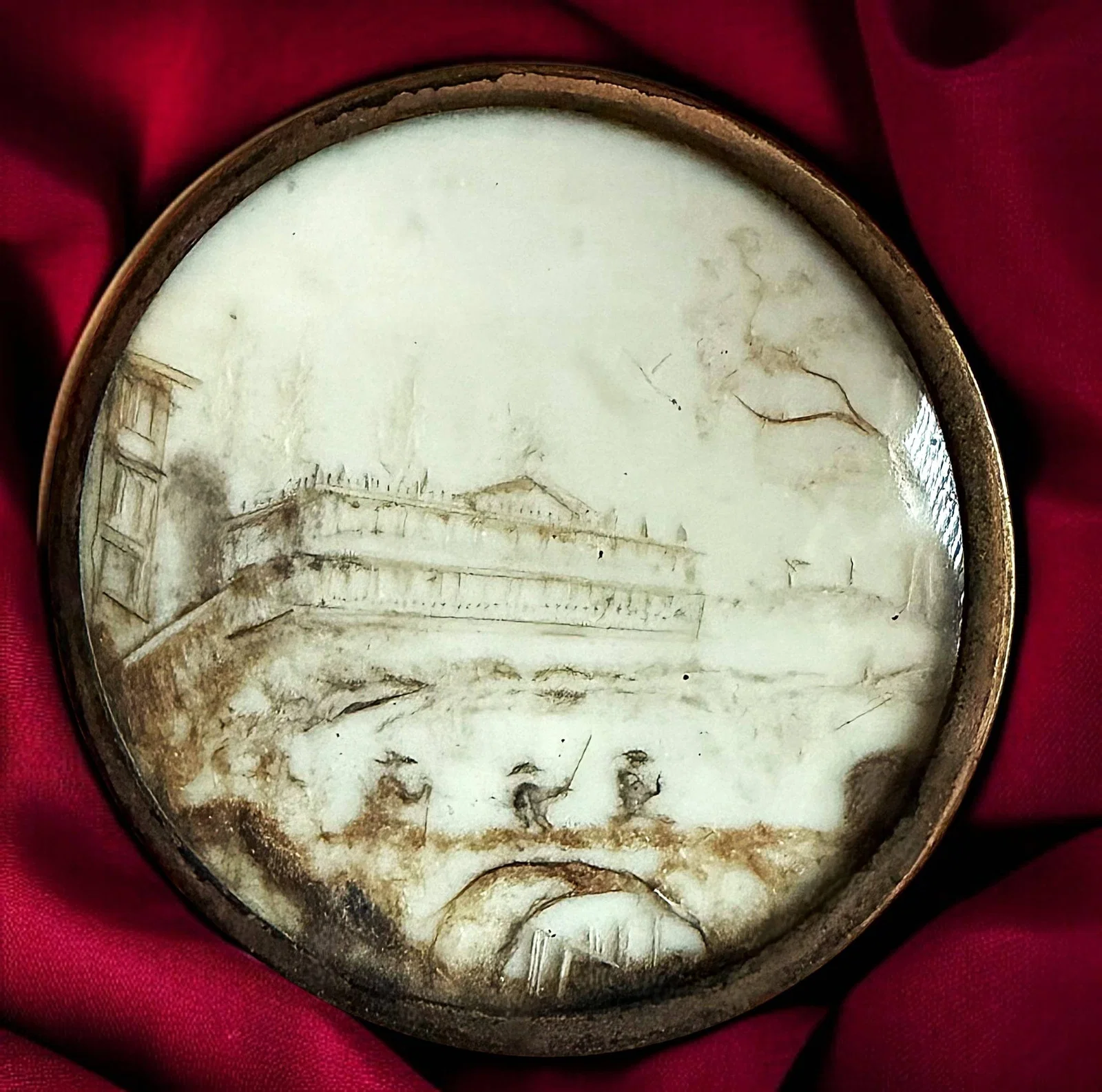 THE RAREST BUTTON IN THIS AUCTION