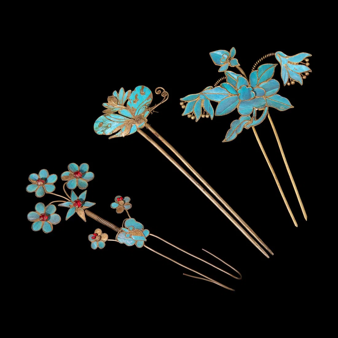 Three Chinese Kingfisher Feather Hairpins, 19th Century 清晚期 點翠