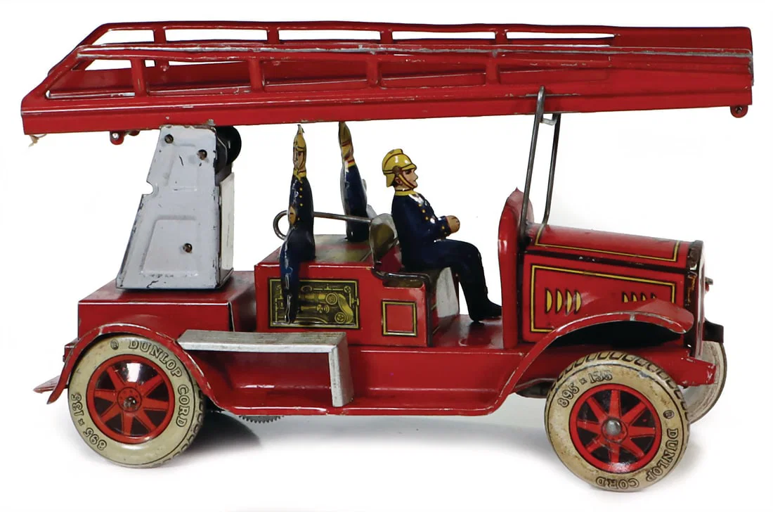 TIPP&CO fire department, pre-war era, sheet metal, lithographed, 25 cm, clock mechanism is a little