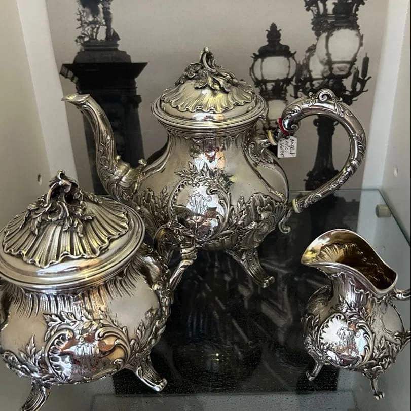 Top-quality Puiforcat sterling silver tea set, 3-piece set, 1930s Art Deco style.