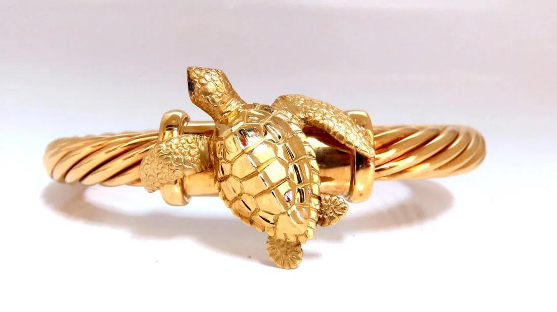 Turtle Candy Cane Twist Bangle 14kt**