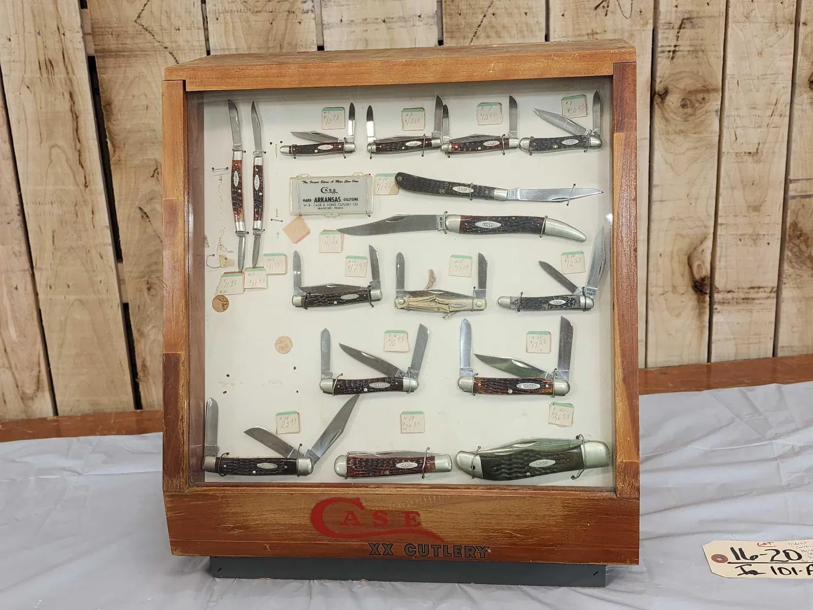 Vintage Case XX Cutlery Counter Top Display Case With NOS Knives