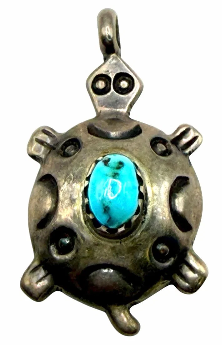 Vintage E. Begay Sterling Silver Native American Navajo Turquoise Turtle Pendant
