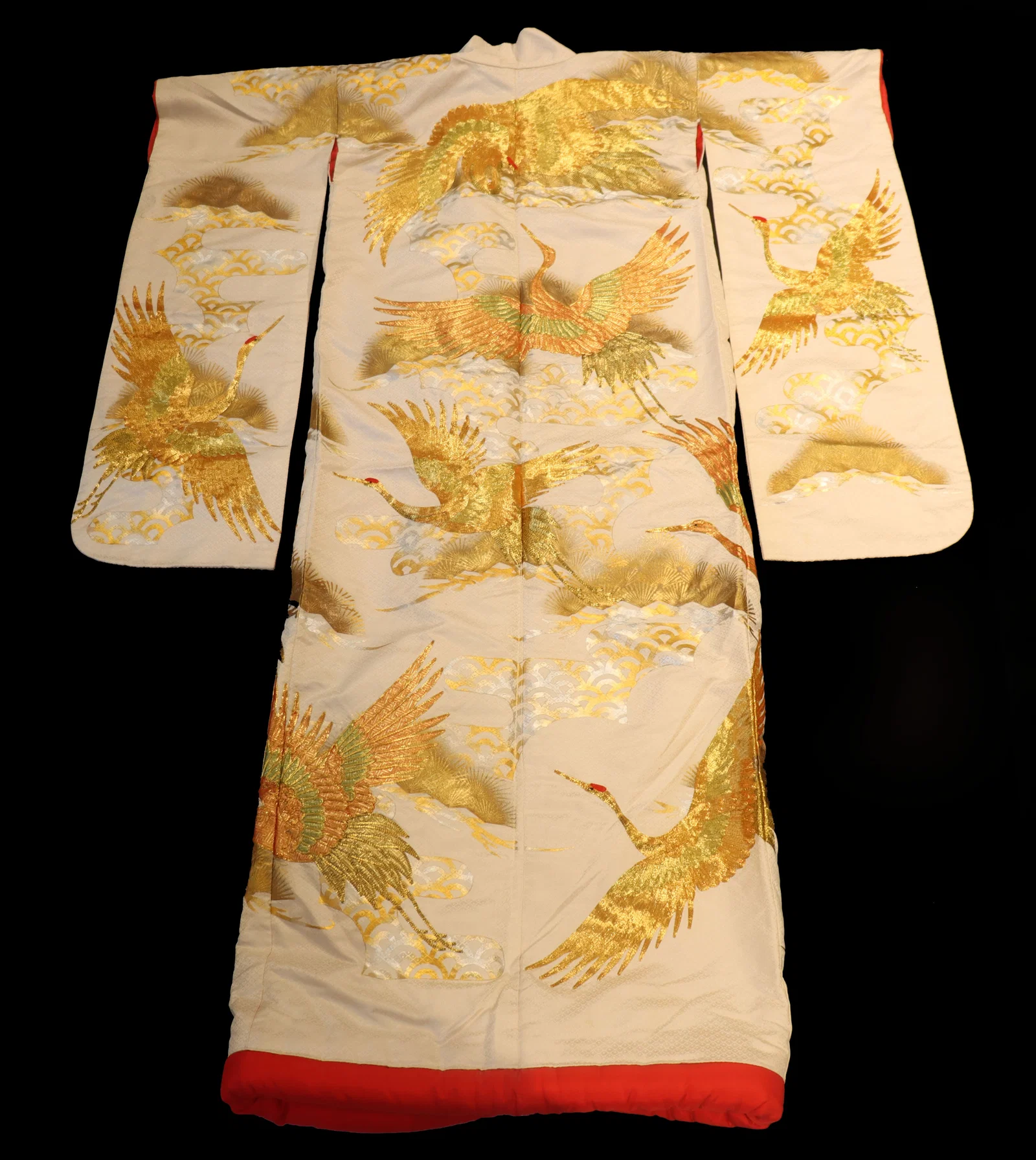 Vintage Japanese Embroidered and Painted Silk Uchikake Wedding Kimono in White and Gold