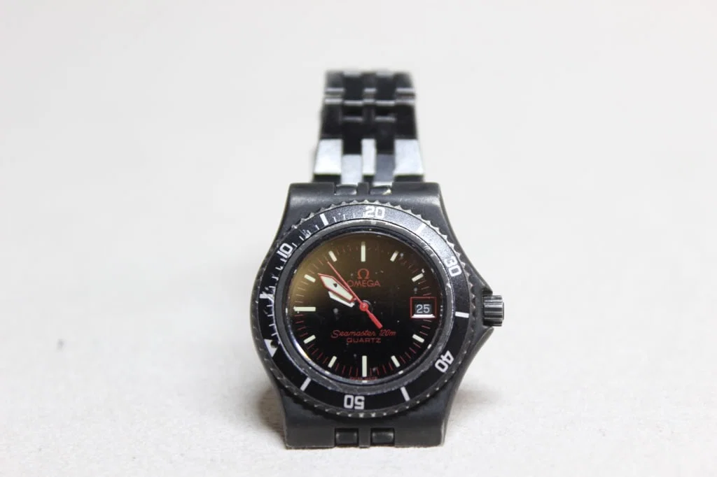 Vintage Omega Seamaster 120m Quartz Watch