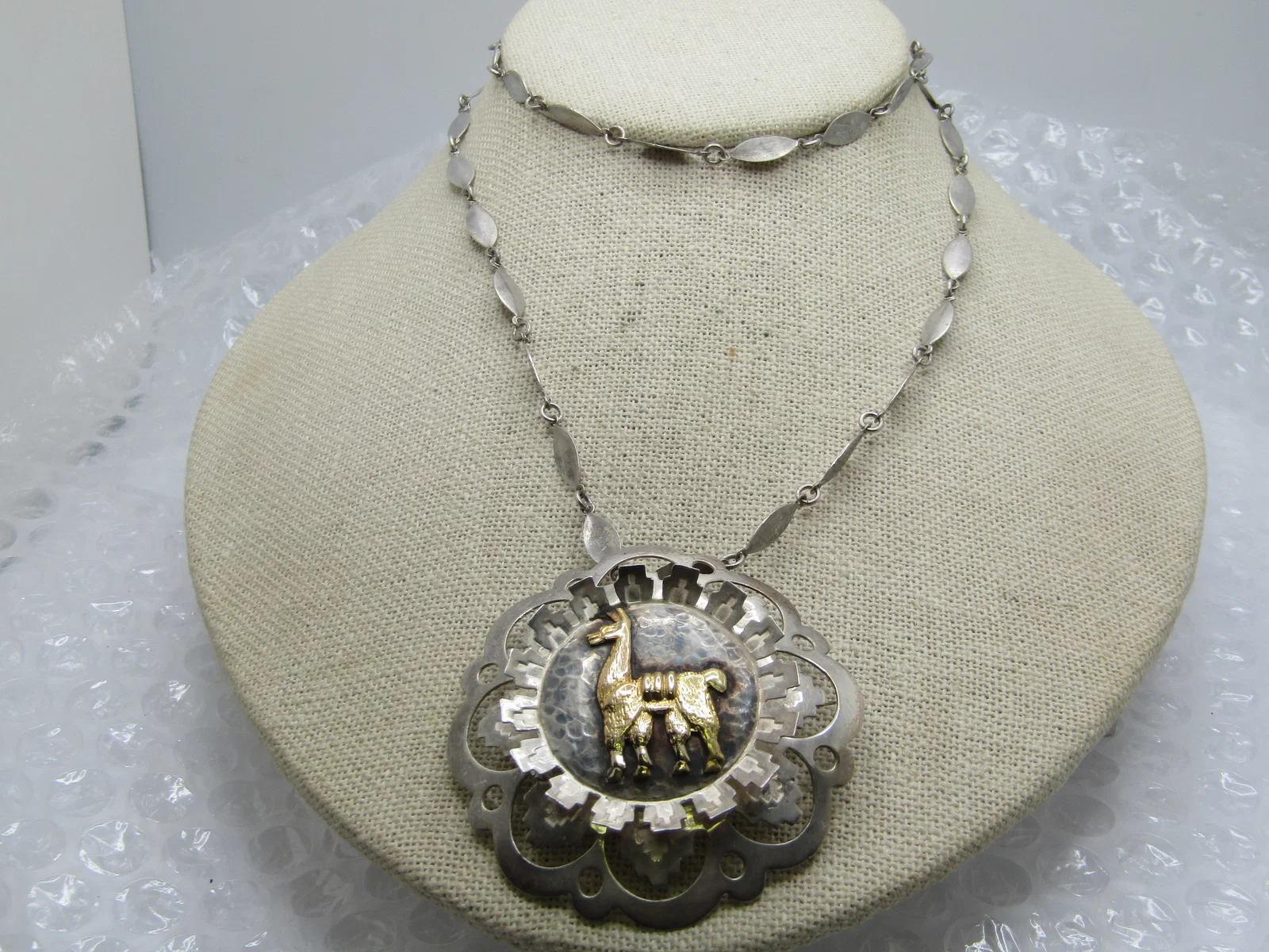 Vintage Sterling & 18kt Llama Filigree Necklace, Peru, 24"