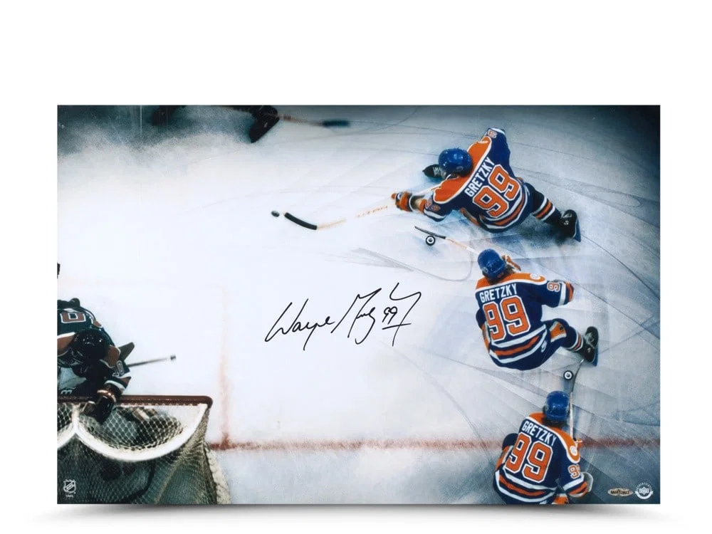 Wayne Gretzky Autographed 16x24 Photo Edmonton Oilers Upper Deck Certified